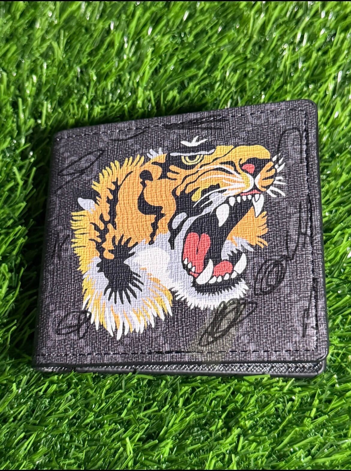 Gucc1 Wallet